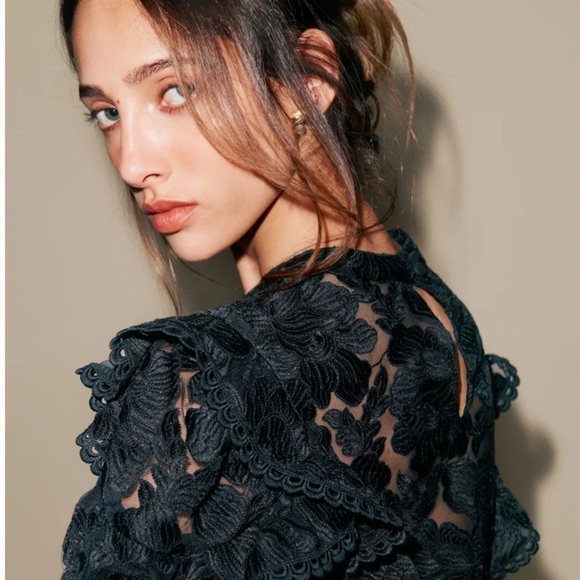 Reformation The Collection Carlisle Black Lace Blouse Romantic Feminine Top NWT - Picture 5 of 15